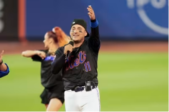 Mets’ Spirits Skyrocket as Jose Iglesias Delivers Electrifying Show at Shortstop