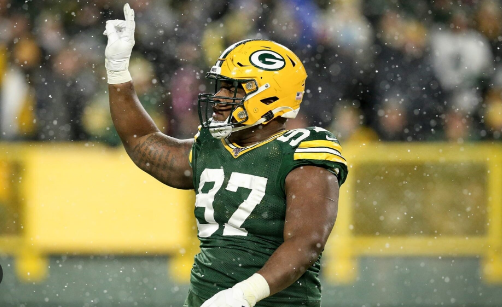 Kenny Clark’s 2-Word Reaction to $64 Million Extension