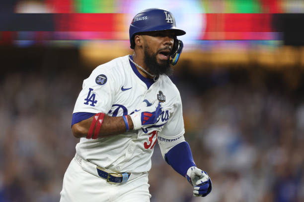 MLB Rumors: Dodgers in Final Stages of Negotiating Deal to Re-Sign Teoscar Hernandez