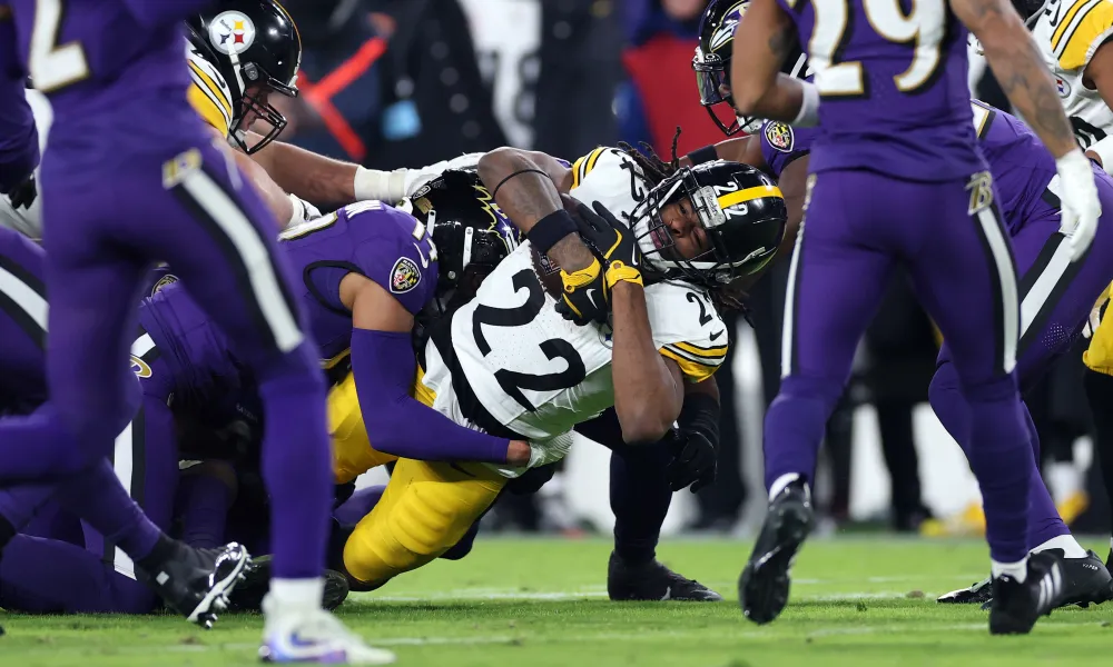 Steelers Start Battle to Keep Ravens at Bay in Close AFC North Race